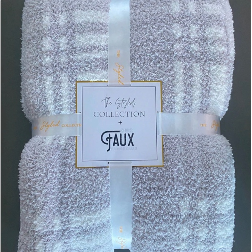 Window Pane Blanket. Light Grey and White. Styled Collection.